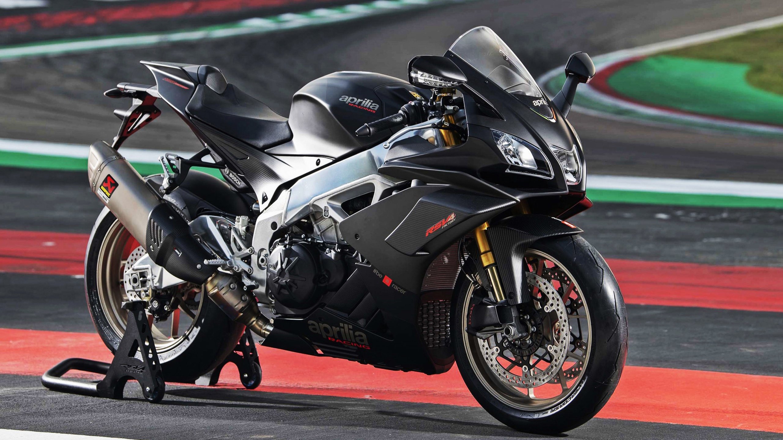 梅斯客场逆转巴黎FC,造尤文图斯杯惊喜成功跻身次轮,尤文图斯vs巴塞罗那内马尔进球被吹