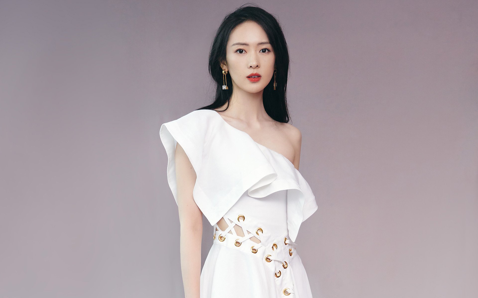 开云网页版-皇马客场1-1战平瓦拉多利德，错失两分，皇马半场5_0瓦伦西亚