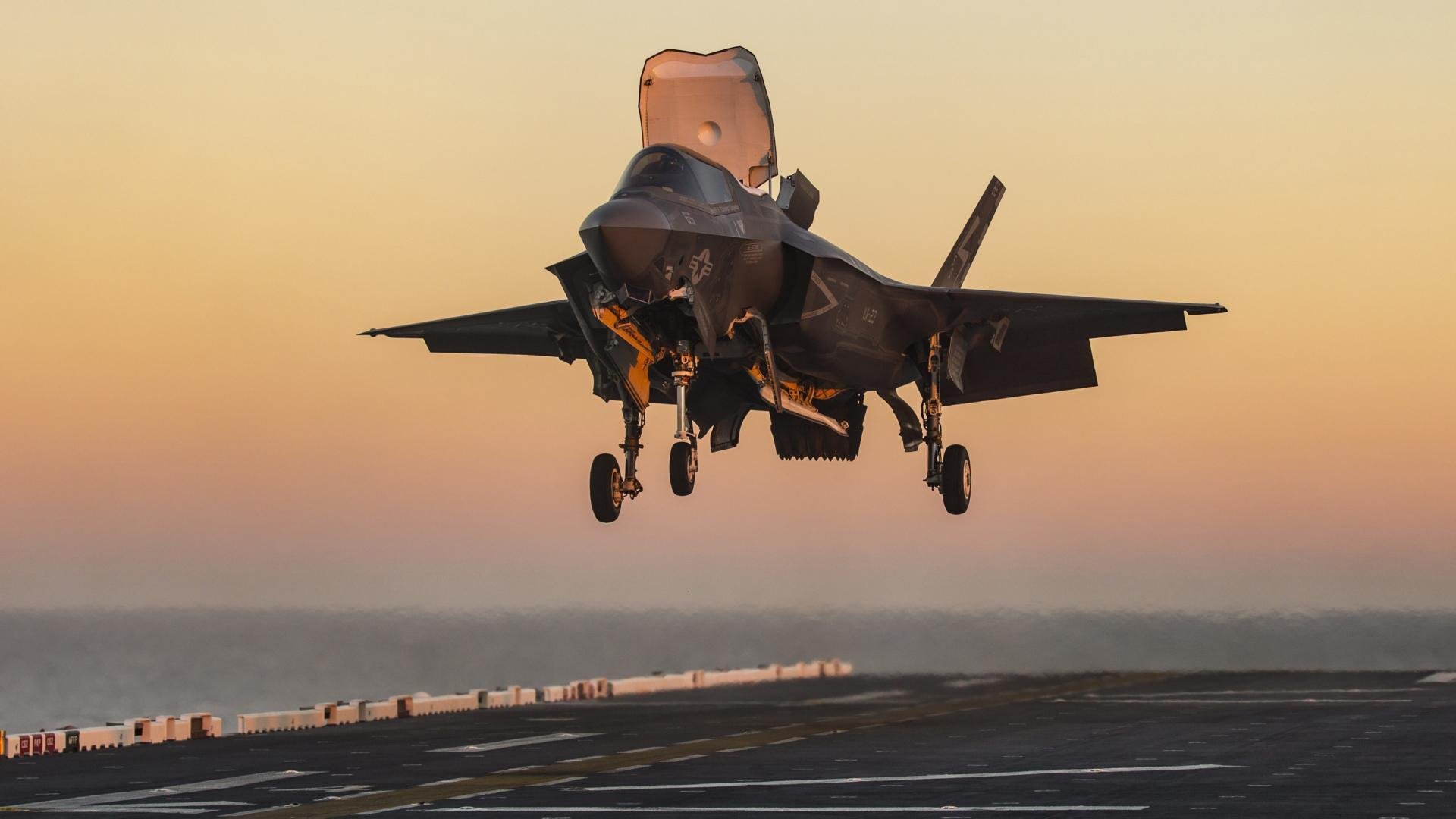 开云官方-纽卡斯尔联青训新星崛起，引发球队换血风潮，纽卡斯尔联队名宿