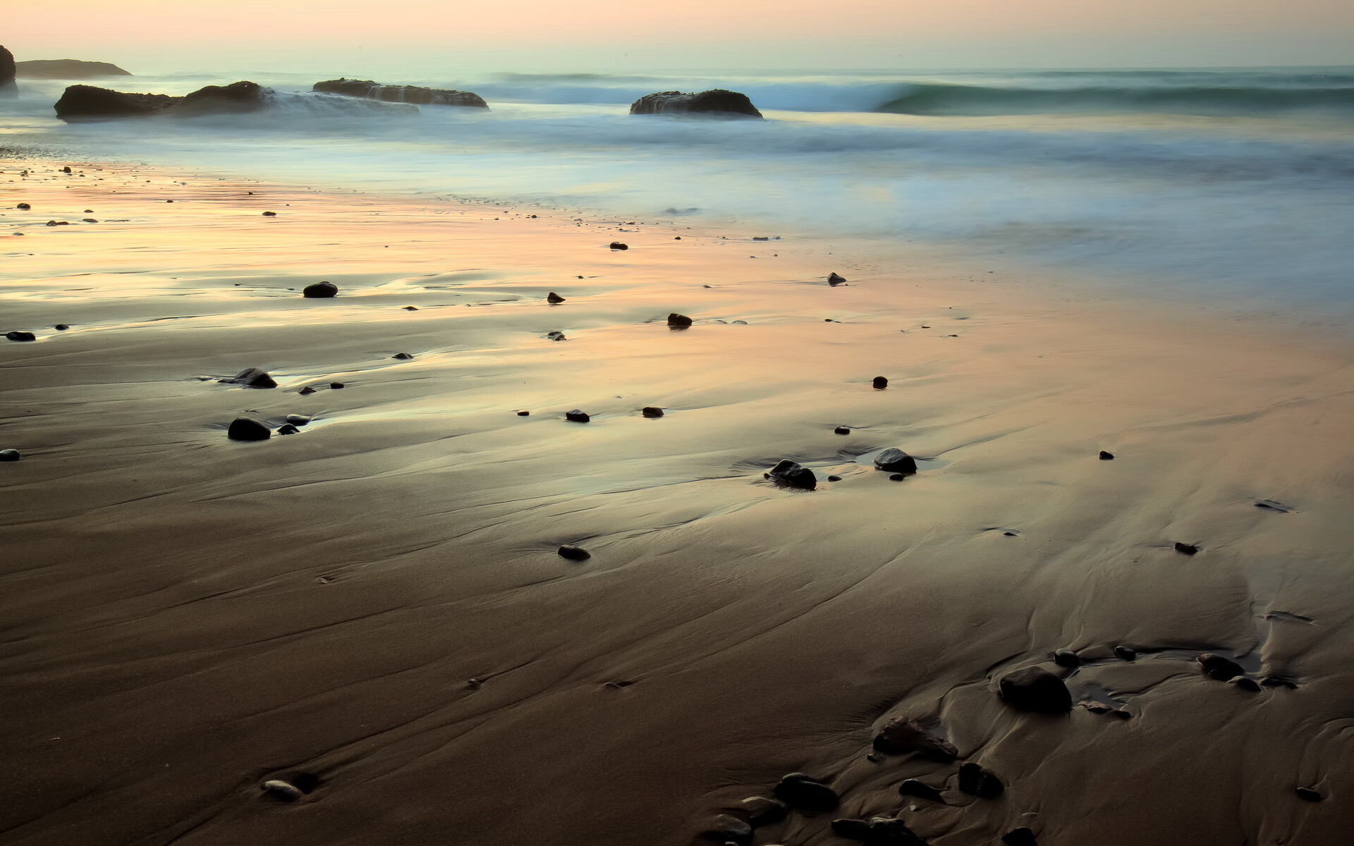 开云平台-足球训练场地升级改造，提高球员训练质量，足球培训场地