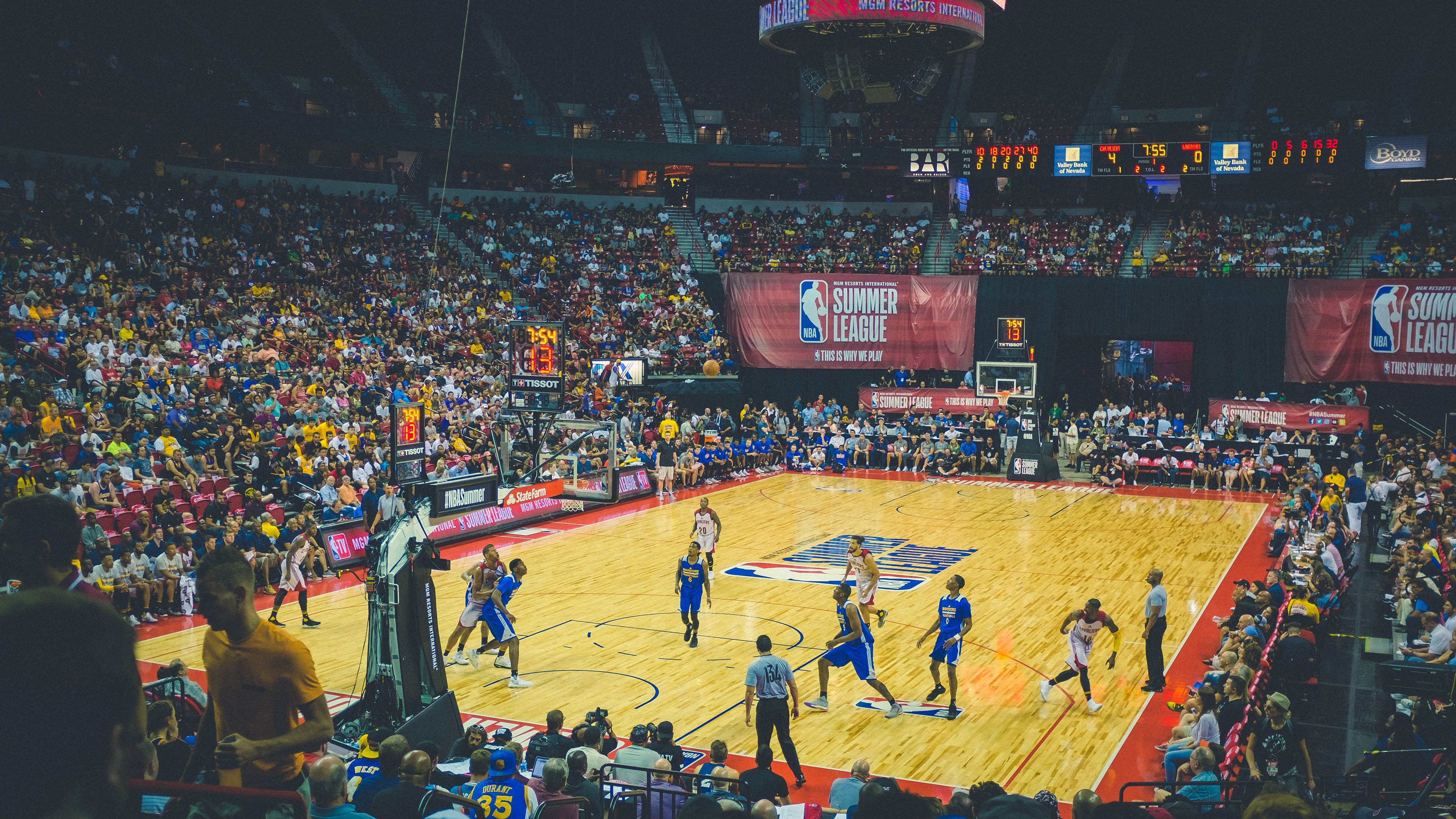 Kaiyun官方登录入口-高尔的突破与配合展现袋鼠队日益成熟的进攻体系